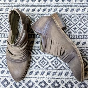 FREE PEOPLE Lost Valley Strappy Ankle Boots Sz 38